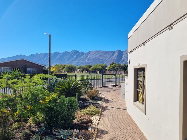5 Bedroom Property for Sale in Wolseley Western Cape